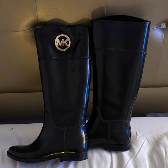 Michael Kors Shiny Black Tall Boots - Picture 1 of 5